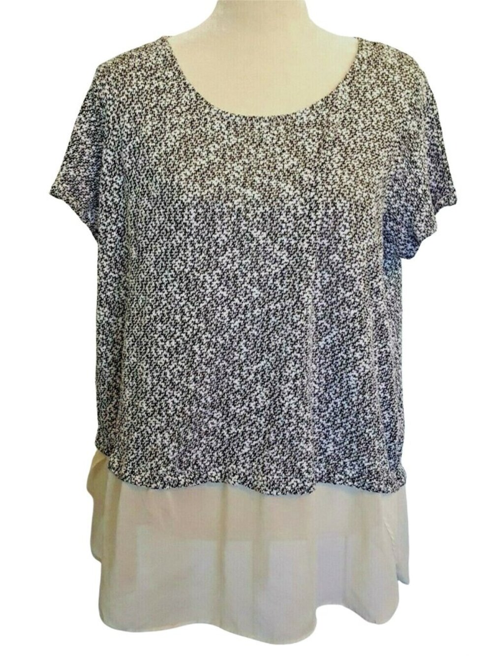 Cato Woman Top Women's 22/24W Cotton/Poly Stretch Black White Knit Short Sleeve
